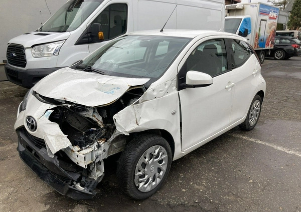 Toyota Aygo cena 21500 przebieg: 54000, rok produkcji 2020 z Syców małe 121